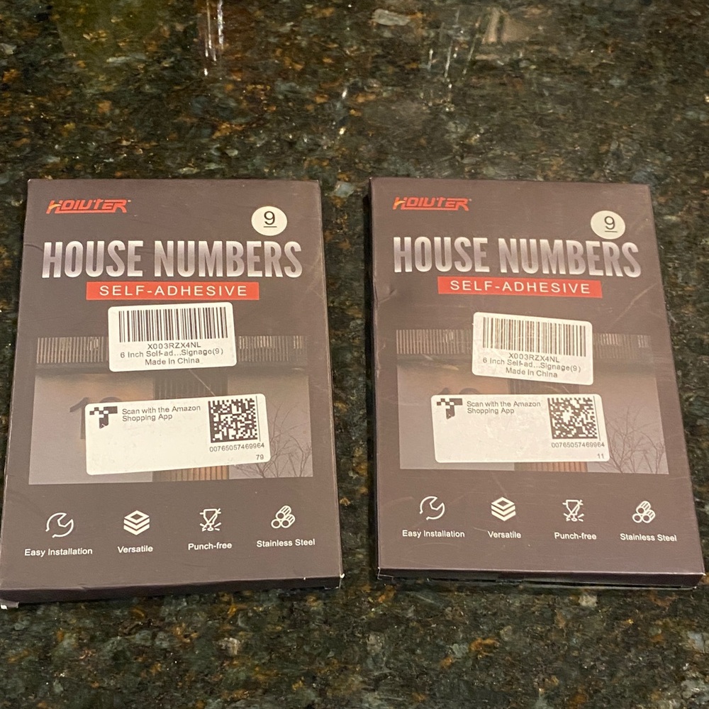NIP Set of 2 Packages House Numbers - #9